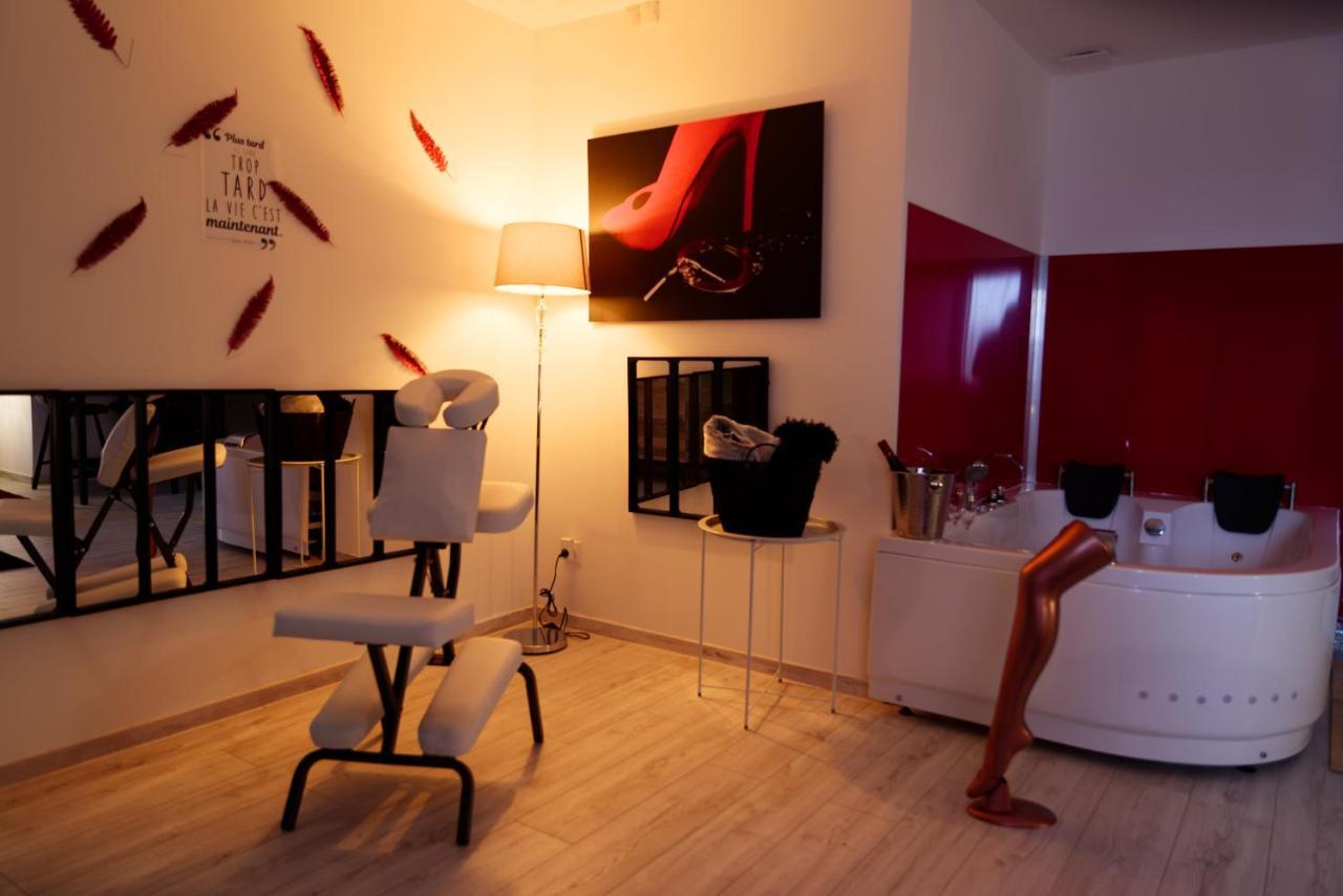 Suite Les Folies Douces & Spa By Nancyintimelounge Екстериор снимка